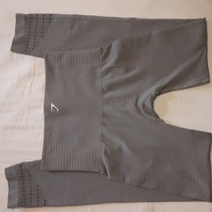 Gray gymshark leggings